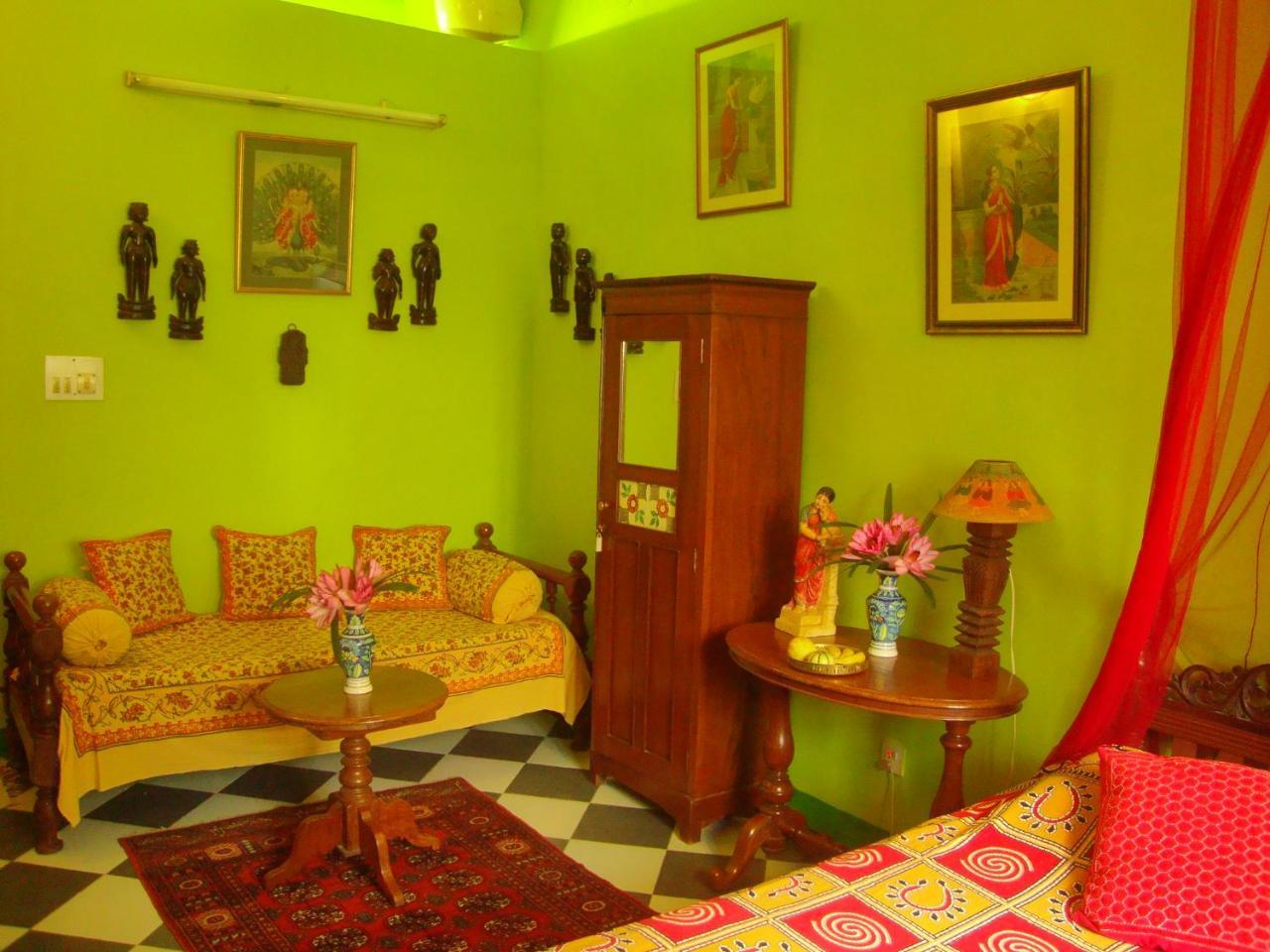 Patricia Guest House Pondicherry Bagian luar foto