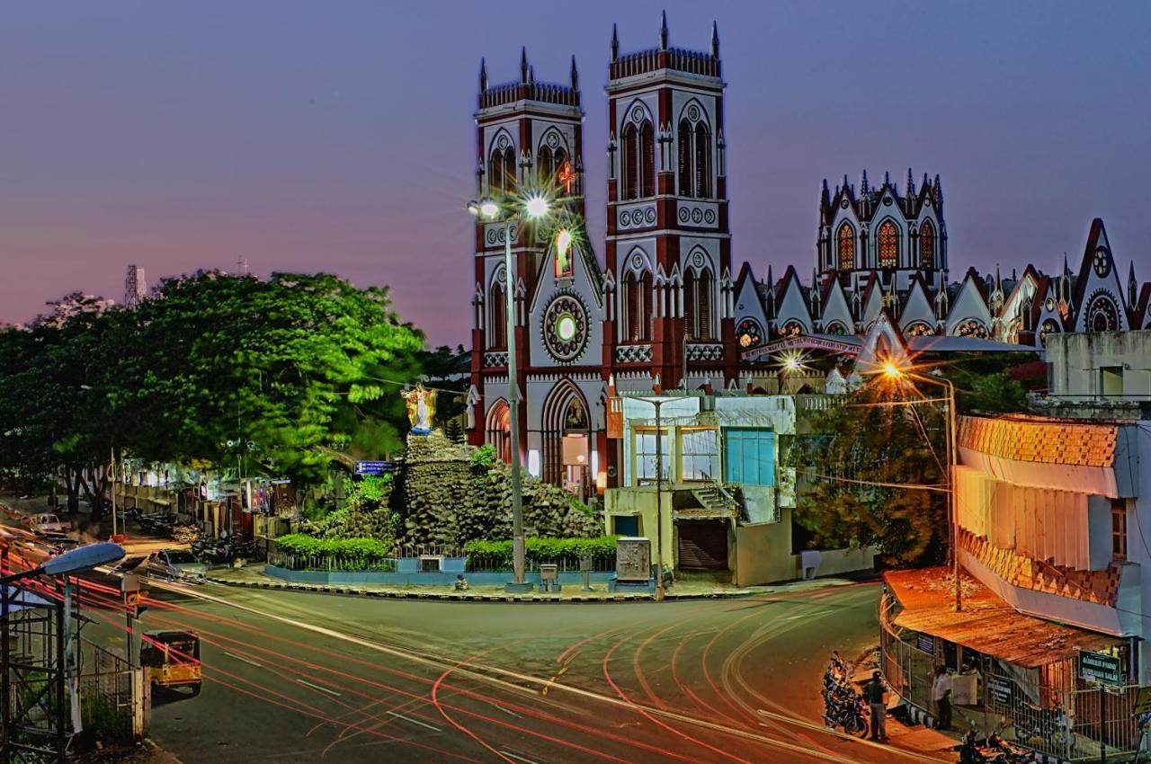 Patricia Guest House Pondicherry Bagian luar foto